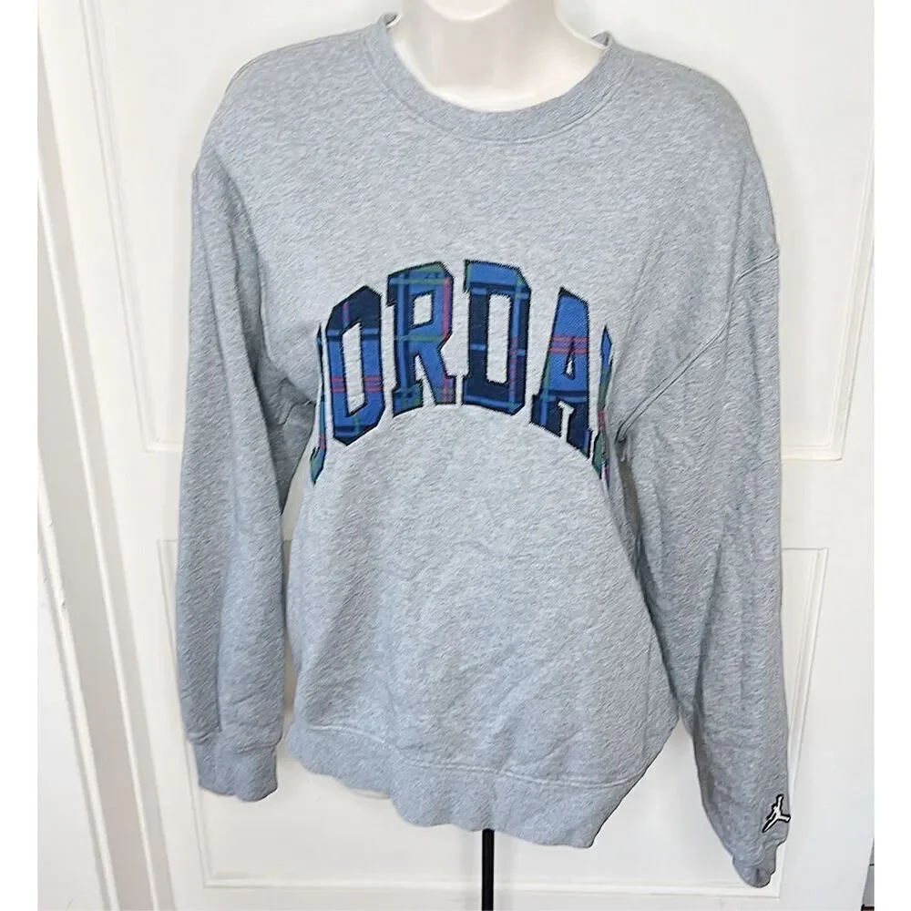 Jordan Men's Essential Holiday Fleece Crew in Grey/Plaid Size Medium Unisex Spel